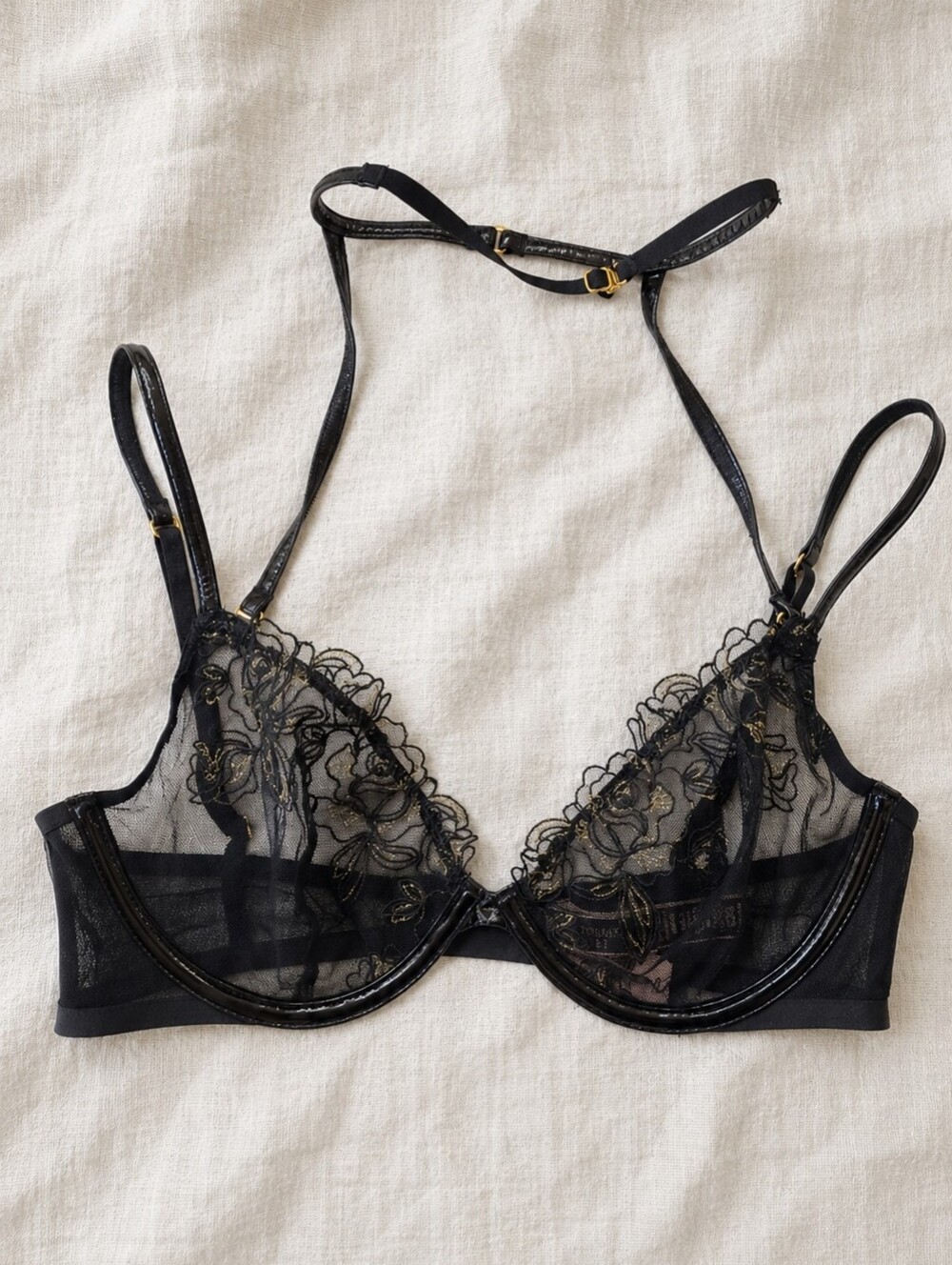 NWT Victoria's Secret Very Sexy Black Lace Bra - Size 32D